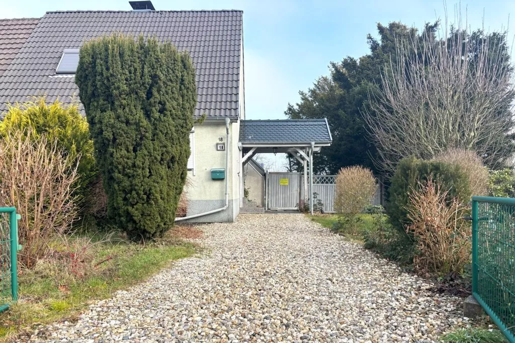 Immobilienangebot - Krefeld / Oppum - Alle - Referenz: Charmante Doppelhaushälfte mit großzügigem Garten!