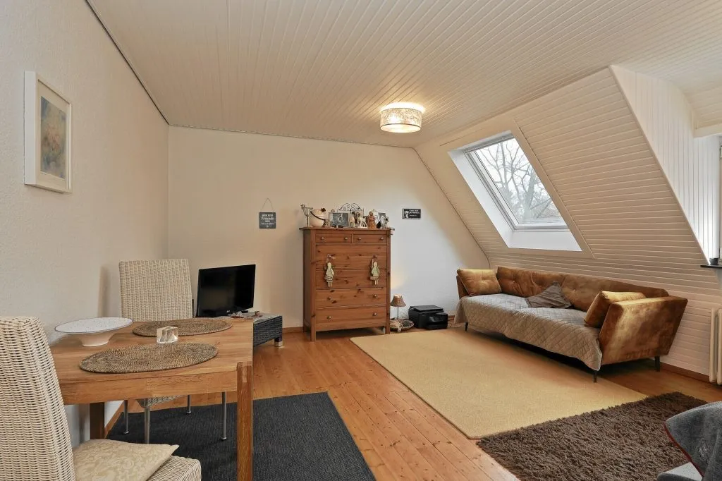 Immobilienangebot - Neuss / Grimlinghausen - Alle - Referenz: Großzügiges Haus mit Einliegeroption in Bestlage Neuss-Grimlinghausen!