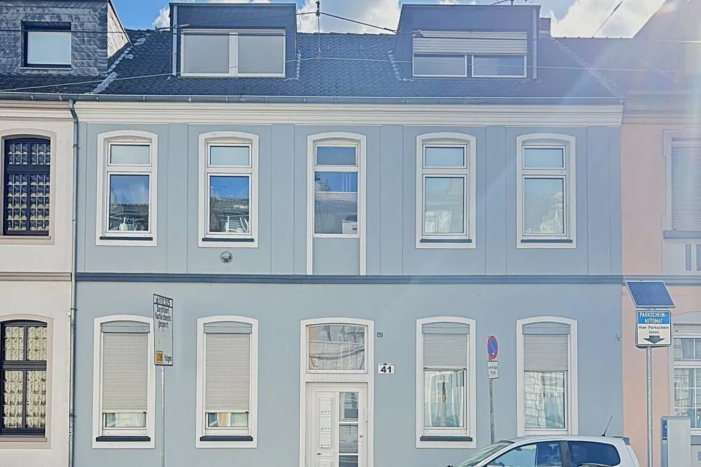 Immobilienangebot - Krefeld - Alle - Renoviertes WG-Zimmer mit EBK in Krefeld Uerdingen